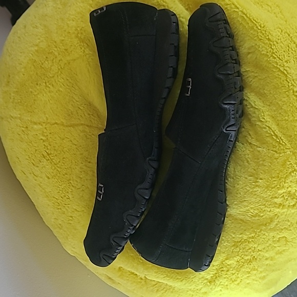 Skechers Black Relaxed Fit Slip-Ons, Loafer Style Womens USA 9.5 - Picture 7 of 7